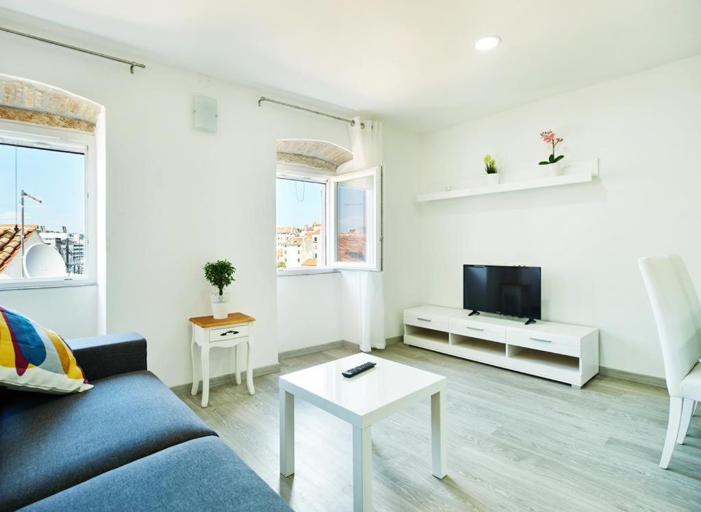 Roviv Apartments In The Old Town By Irundo Rovinj Buitenkant foto